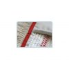 Nærbillede af Arcora QUATTRO MOPP fra Arcora International GmbH med rød stribe og hvid-rødt kvadratisk mønster, der fremhæver den detaljerede mikrofiberstruktur for en grundig gulvrengøring.