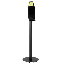 Der schwarze Kimberly-Clark Professional™ Elektronischer Waschlotionen Ständer verfügt über einen runden Sockel, einen aufrechten rechteckigen Halter, eine kleine Ablage und ein grünes Schild - ideal für die hygienische Handreinigung in öffentlichen Bereichen. 1 Spender pro Karton. Marke: Kimberly-Clark GmbH.