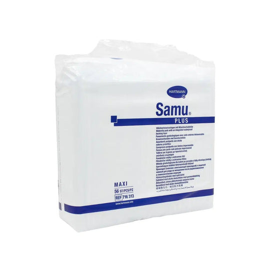 En forseglet pakke med Hartmann Samu® Plus Maxi-bind til nybagte mødre fra Paul Hartmann AG (56 stk.), der er ideelle til sikker beskyttelse af undertøjet, leveres i gennemsigtig folie med blå produktoplysninger på forsiden.