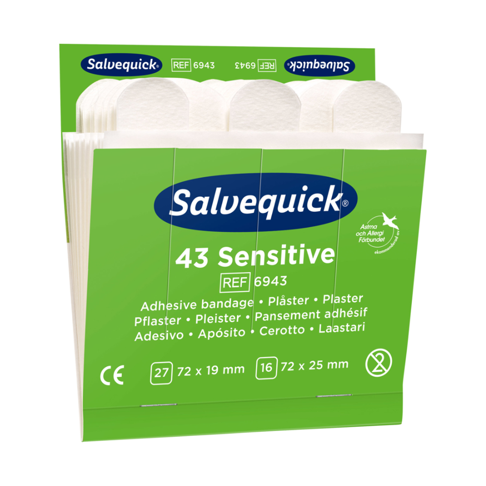 En grøn pakke med Holthaus Medical Salvequick® refillindsats Vlie-Heftplastre. Æsken indeholder 43 plastre i størrelserne 27 x 19 mm og 72 x 25 mm. Dette produkt med referencenummer 6943 er særligt skånsomt mod følsom hud fra Holthaus Medical GmbH & Co. KG. Ideel som refillindsats til din Salvequick plasterdispenser. Mærker og logoer er tydeligt synlige.