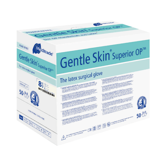En æske Meditrade Gentle Skin® Superior OP™ Latex-OP-handsker, størrelse 8,5, indeholder 50 par. Emballagen er overvejende hvid og blå med udførlige produktinformationer. Denne latex-OP-handske er fra mærket Meditrade GmbH.