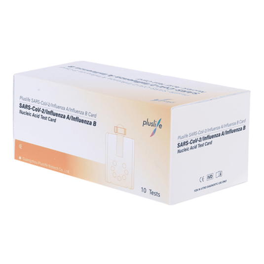 En æske Pluslife SARS-CoV-2 / Influenza A / Influenza B-testkits (10 test) til nukleinsyretest indeholder 10 test.
