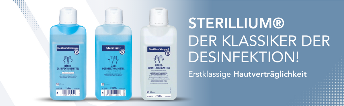 Bild von drei Flaschen Desinfektionsmittel der Marke Sterillium mit deutschem Text. Der Text lautet: „STERILLIUM – DER KLASSIKER DER DESINFEKTION! Erstklassige Hautverträglichkeit.“ Übersetzung ins Englische: „STERILLIUM – DER KLASSIKER DER DESINFEKTION! Erstklassige Hautverträglichkeit.“