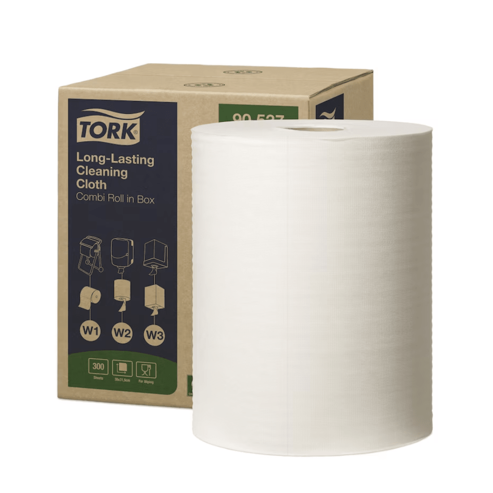 En stor rulle Tork 90537 Langtidsholdbare Rengøringsklude Premium W1 W2 W3 står på forsiden af emballageæsken. På den ses billeder og tekster, der fremhæver kludens sugeevne og dens kompatibilitet med forskellige dispensere.