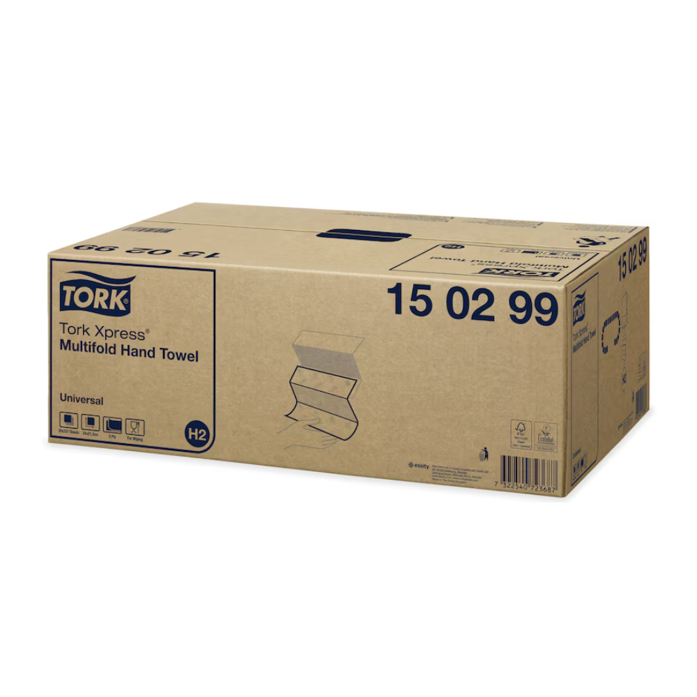 En kasse med Tork Xpress® 150299 Multifold-håndklæder Universal H2 2-lags med dimensionerne 23,4 cm og 20 pakker er mærket med produktdetaljer og nummeret 15 02 99. På kassen er der en illustration af håndklædekonfigurationen, der fremhæver den fremragende værdi for pengene, samt flere varemærker og genbrugssymboler.