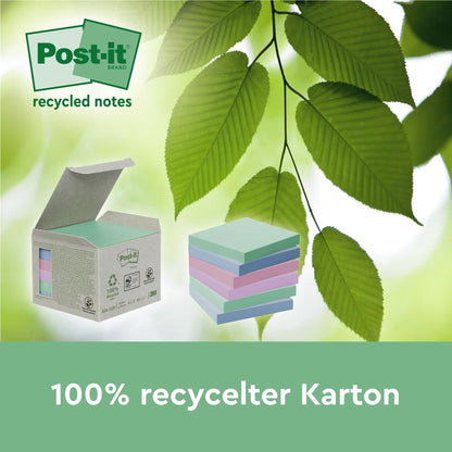 En pakke 3M Post-it® genbrugssedler (38 mm x 51 mm, 100 ark/blok, 100% PEFC) er omgivet af grønne blade. Teksten lyder "100% genbrugskarton" og "genbrugssedler" på lysegrøn baggrund.