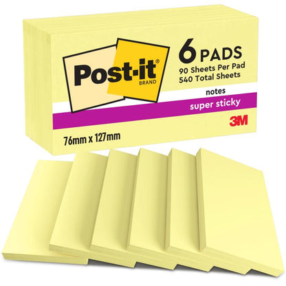 En pakke Post-it® Super Sticky Notes fra 3M Deutschland GmbH med 6 blokke hver med 90 ark (76 mm x 127 mm) af 100 % PEFC-certificeret papir, med Post-it- og 3M-logo og produktinformation på emballagen.