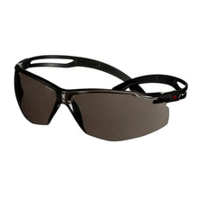 3M™ SecureFit™ 500 sikkerhedsbriller, sorte stænger, Scotchgard™ anti-dug/anti-ridsebelægning (K&N), grå linse, SF502SGAF-BLK-EU, 20 pr. pakke | Pakke (1 stk)